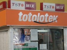 Польские власти «помирились» с греческим холдингом