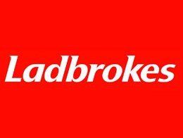 Компания Ladbrokes получила в 2012 году более миллиарда фунтов выручки