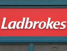 В сфере приема онлайн и мобильных ставок у Ladbrokes есть конкуренты