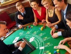 За допуск оформивших заявления лиц в игорные заведения будут лишать лицензии