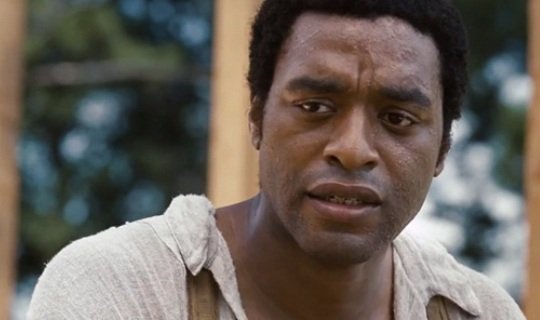 Британский актер со сложнопроизносимым именем произвел впечатление на критиков