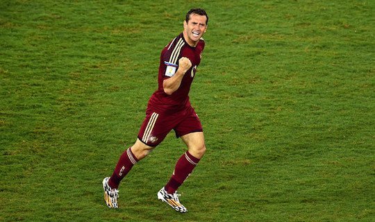 Кержаков в товарищеском матче с командой Азербайджана оформил дубль и стал лучшим бомбардиром в истории сборной России