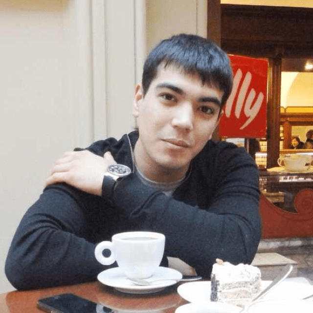 Фаррух Абдукаримов