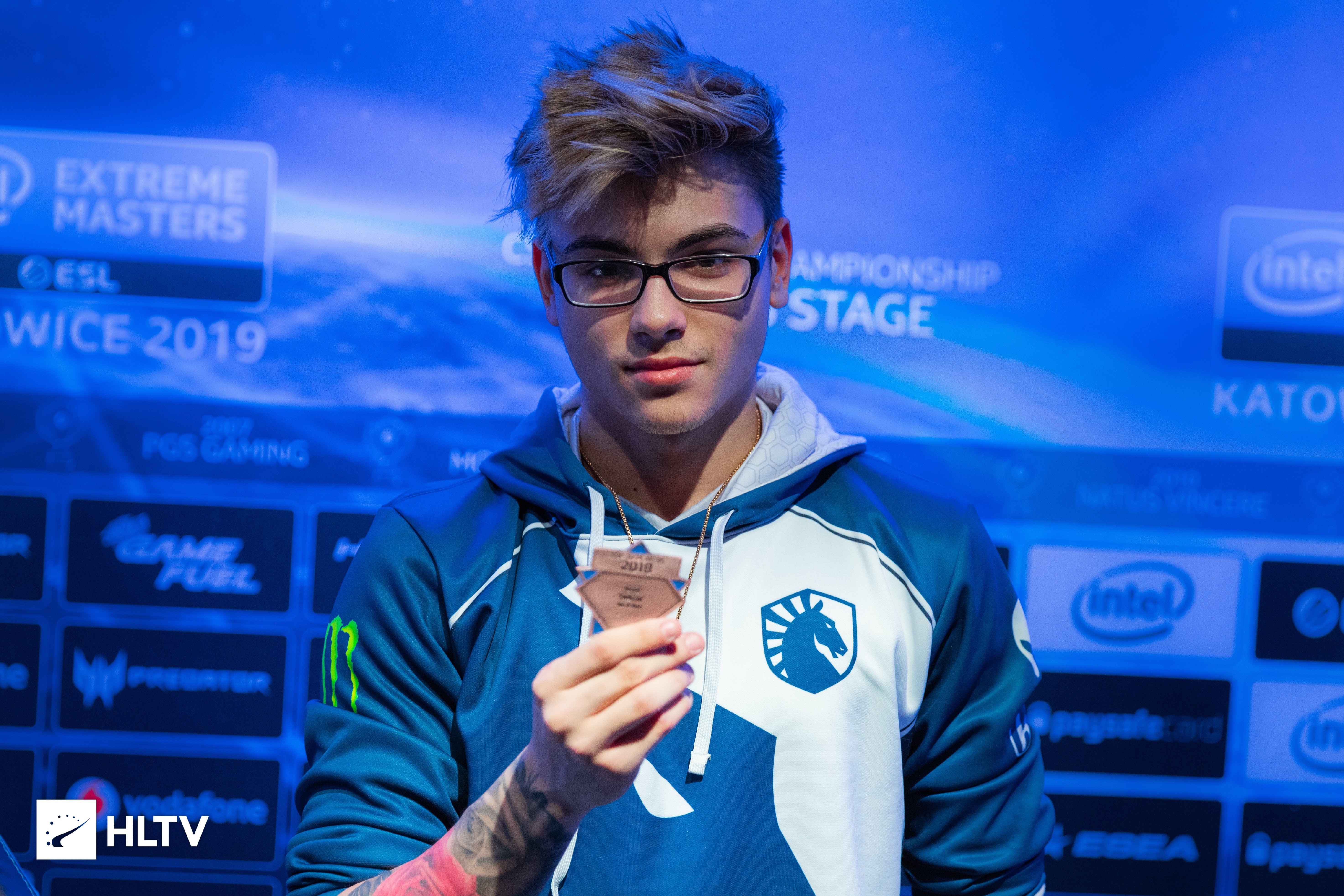 Twistzz steam profile фото 99