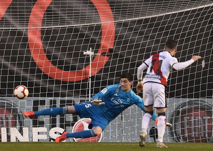 Единственный мяч в этой игре "Реал" пропустил с пенальти - от Адри Эмбарбы