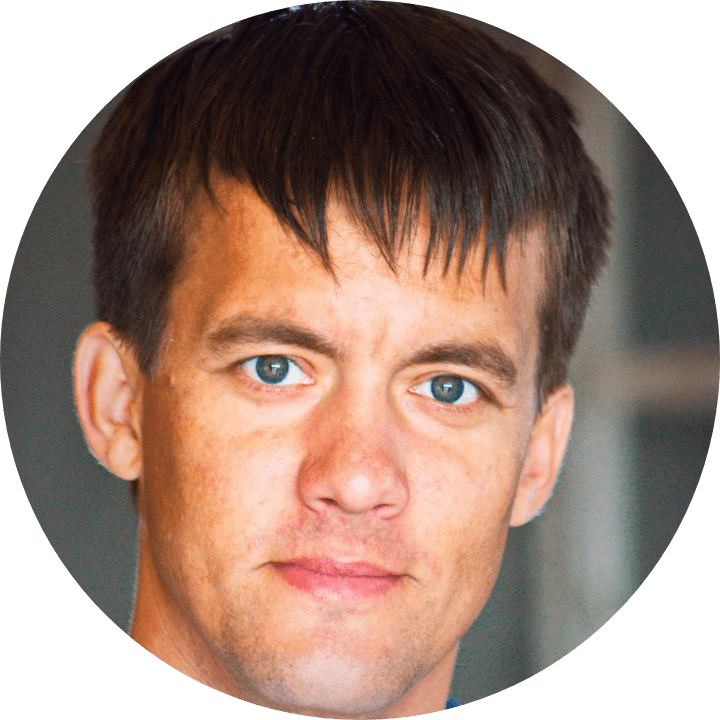 Евгений Николаев