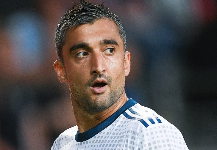 Александр Самедов ведет переговоры с иностранным клубом не из ближнего зарубежья