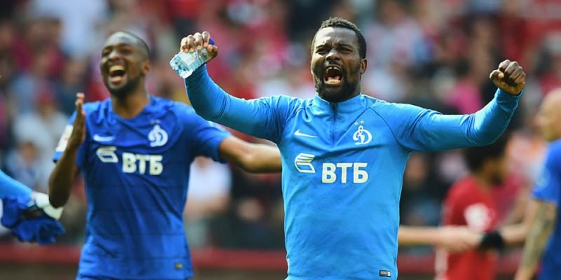 Хавбек «Динамо» Тетте перебирается в Турцию