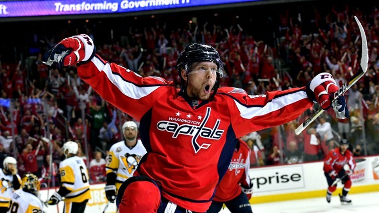 Дисквалификация от ИИХФ, возможно, не помешает Кузнецову играть в НХЛ