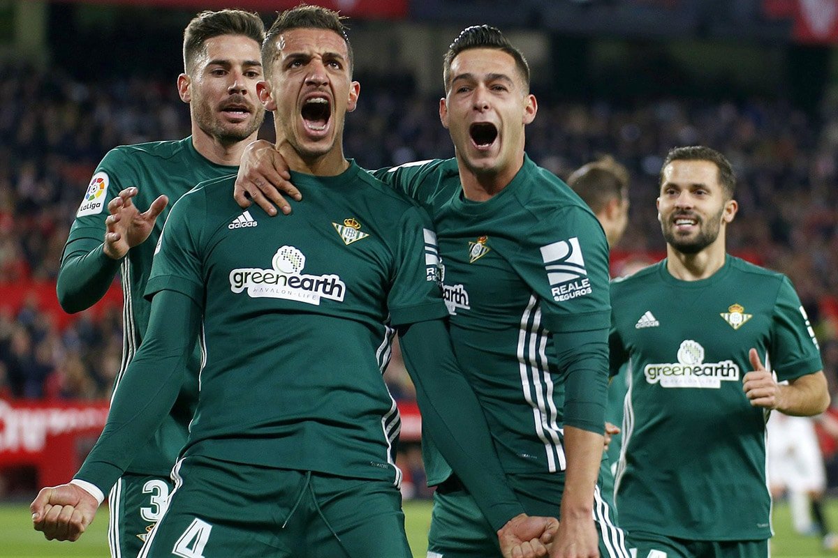 Бетис. ФК Бетис. ФК Бетис команда. Real Betis FC. Javi Garcia Бетис.