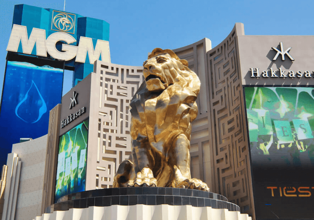 Квартальная выручка американского оператора казино MGM Resorts упала на 29% — до $2,3 млрд