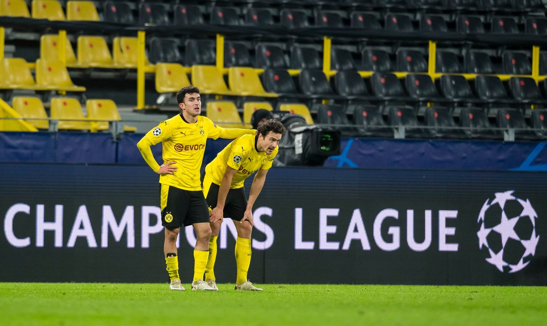 Боруссия состав 2023. Райерсон футболист. Сигнал идуна парк дортмунд. Бохум боруссия д. Феникс боруссия прогноз.