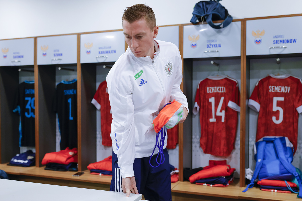 Андрей Семенов