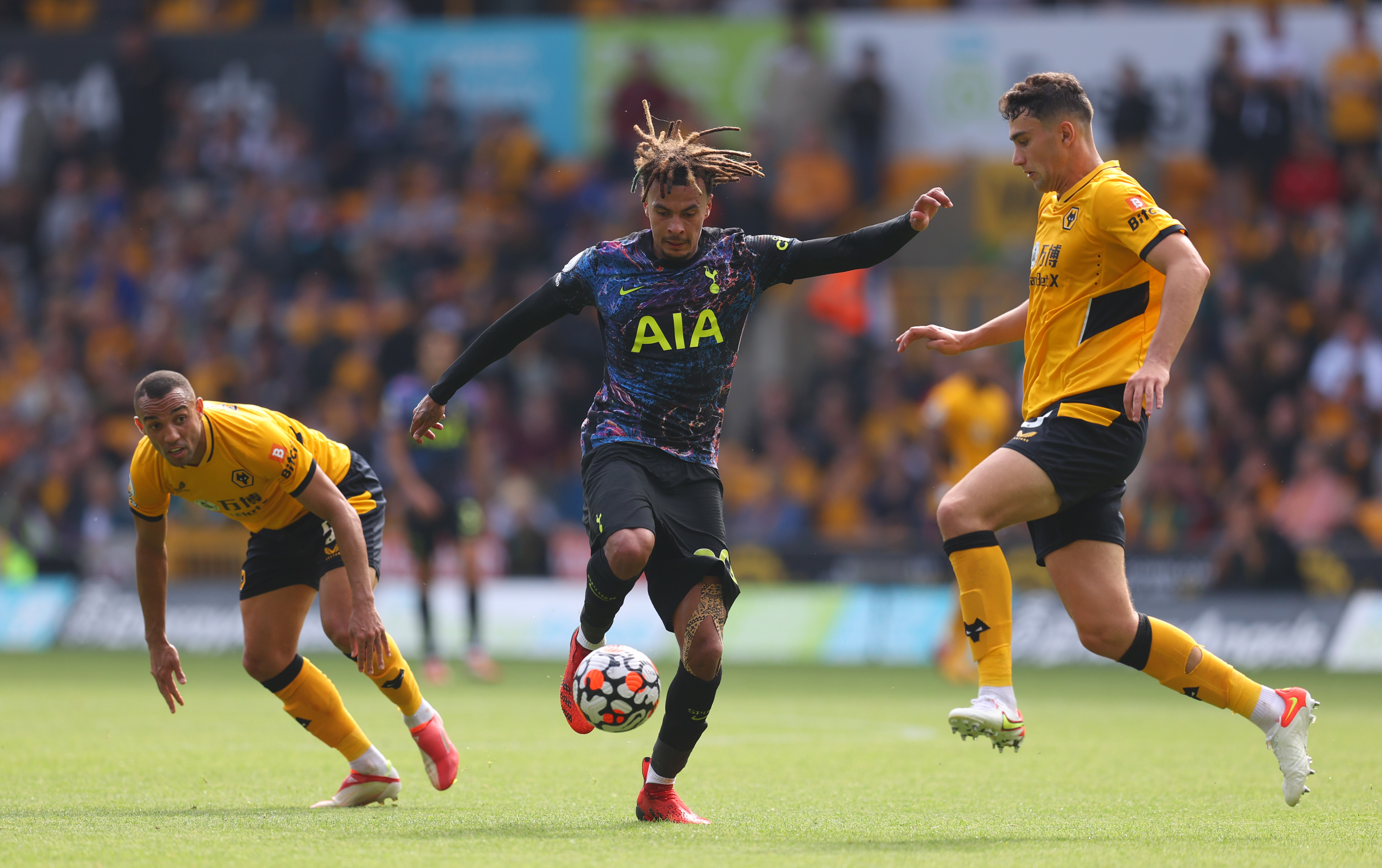 Игра тоттенхэм хотспур вулверхэмптон. Тоттенхэм стадион. Тоттенхэм вулверхэмптон 2022. Тоттенхэм вулверхэмптон прямая трансляция. Тоттенхэм вулверхэмптон прямая трансляция.