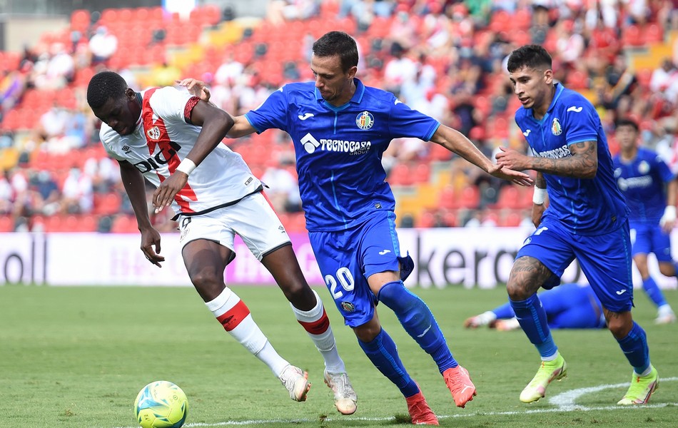 байер хоффенхайм фото. осасуна хетафе. хетафе team dubai. прогноз на матч хетафе. хетафе валенсия.