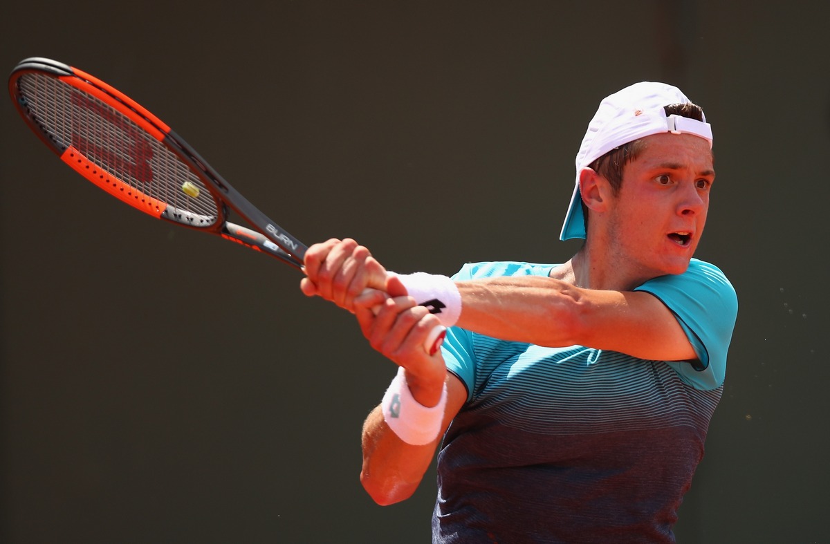 Сонрак чжан. Wang hao настольный теннис. Чжан волиболист. Чжан жанвье. Чжан цзунчан.