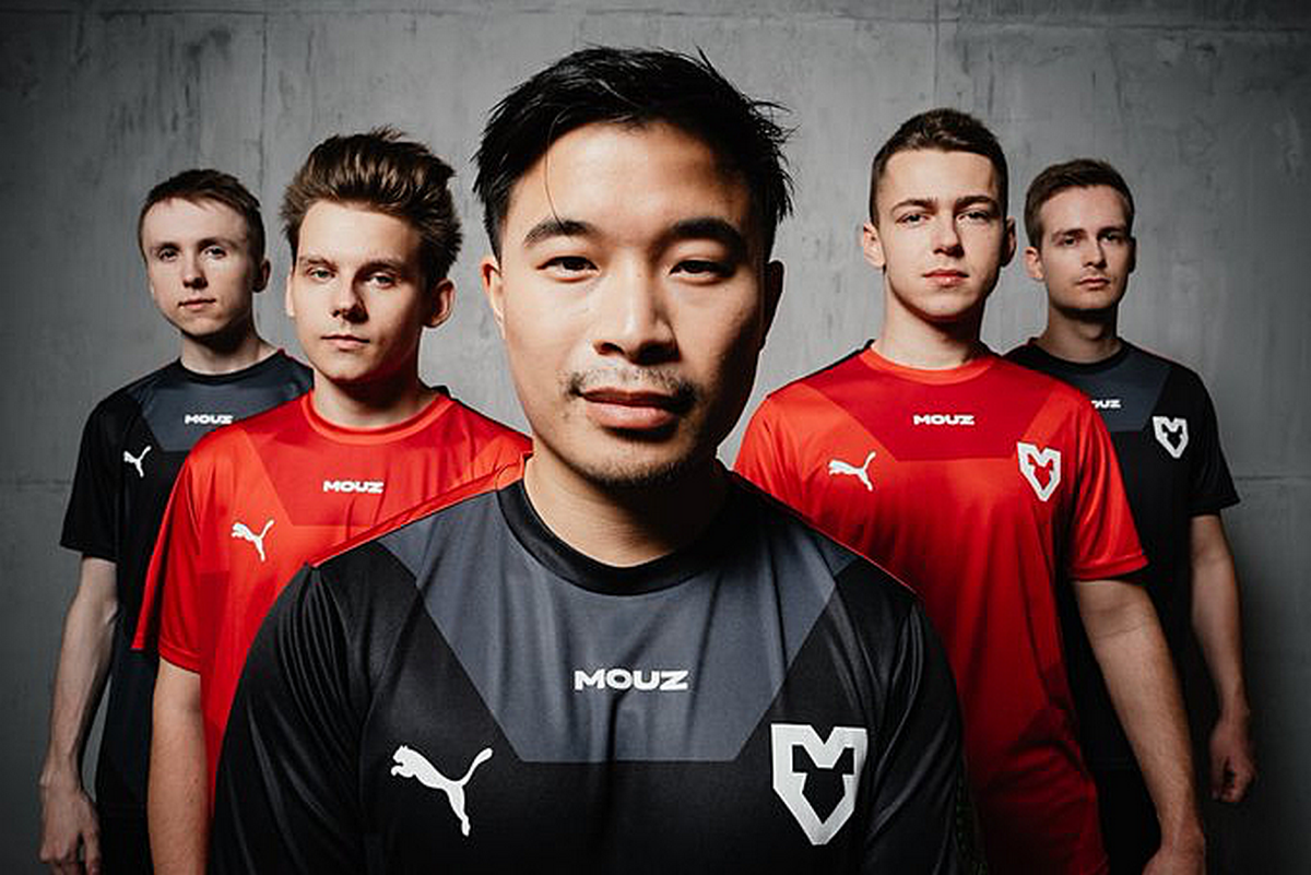 Mouz cloud9 прогноз. Маузспортс. Mousesports известные игроки. Mouz состав. Mousesports Золотая Берлин 2019.