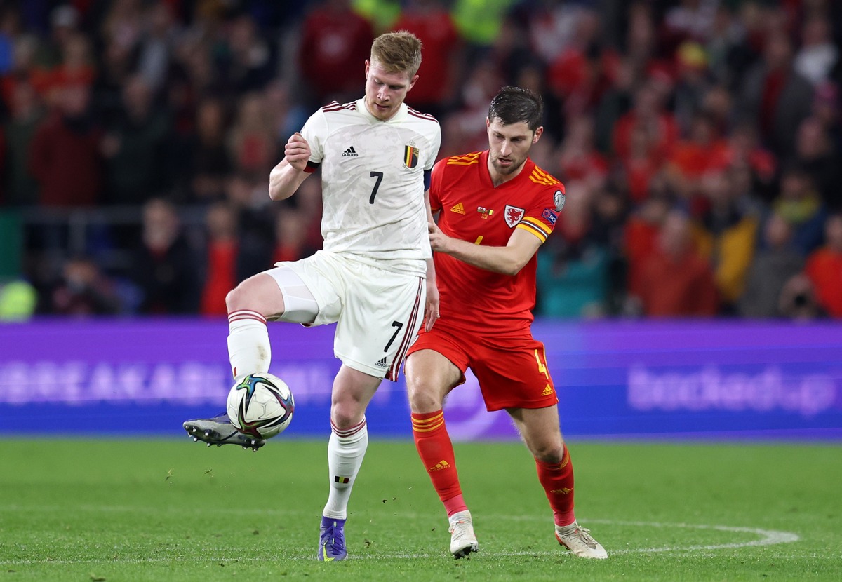 Форма бельгии евро 2024. Евро бельгия сегодня. Бельгия евро 2024. Евро бельгия сегодня. Футболисты сборной дании 2021.