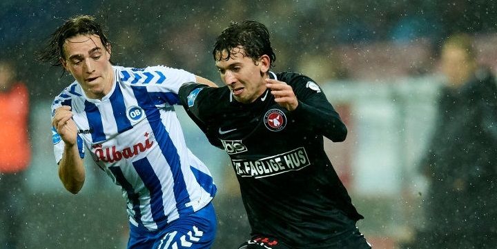 Мидтьюлланд. Мидтьюлланд футбольный клуб фото. Хорсенс. Силькеборг мидтьюлланд. Силькеборг.