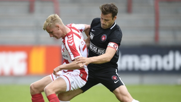 Мидтьюлланд футбольный клуб фото. Мидтьюлланд эмблема. Midtjylland футбольный. Мидтъюлланн. Мидтъюлланн матчи.