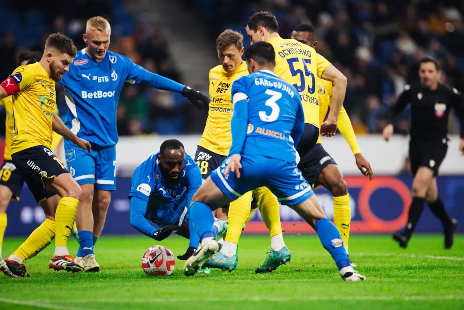 карабах шейдаев. 21 тур игры. футбольный клуб. зенит 21 тур. 21 тур игры.