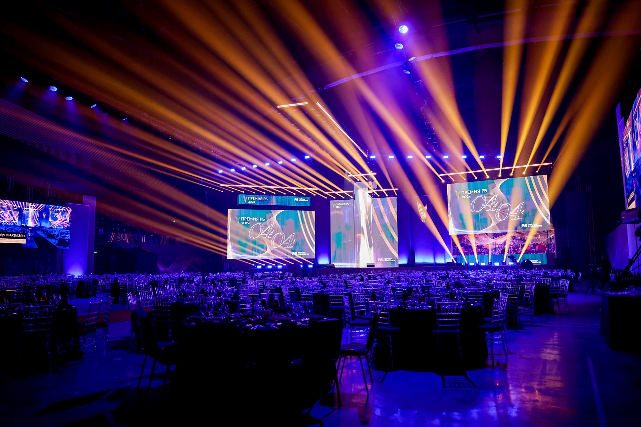 Сцена Премии РБ 2024 во Дворце гимнастики Ирины Винер-Усмановой
