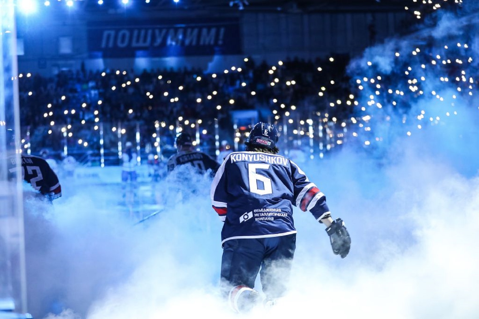 Защитник ХК «Торпедо» Богдан Конюшков