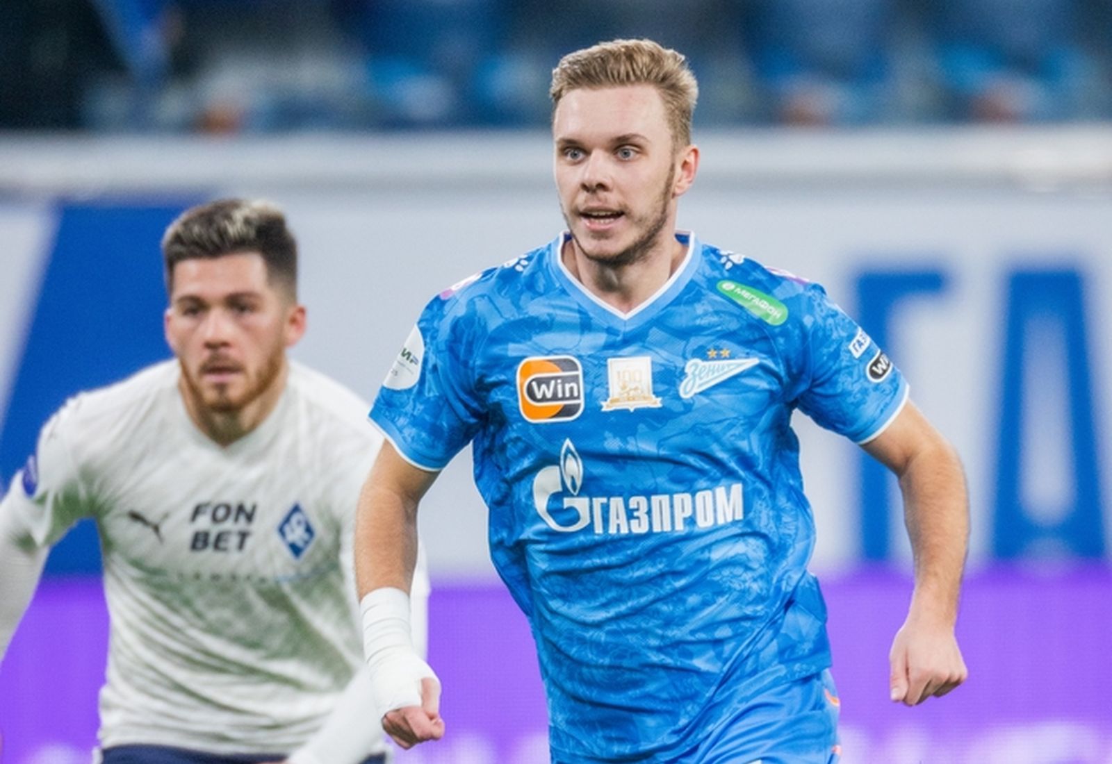 Максим Глушенков в матче «Зенит» — «Крылья Советов» в декабре 2024 года