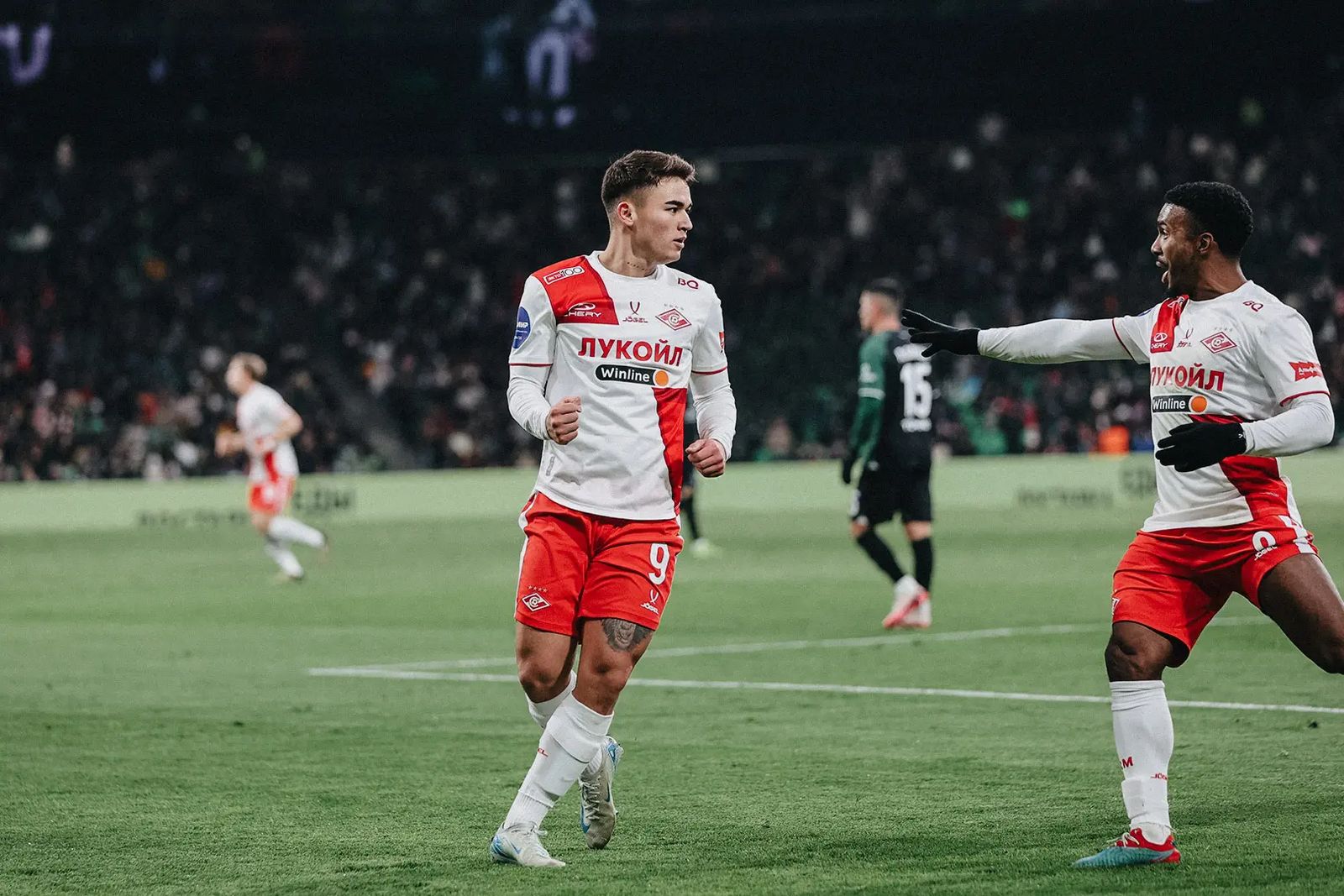 Футболисты «Спартака» Манфред Угальде и Маркиньос. Фото: ФК «Спартак»