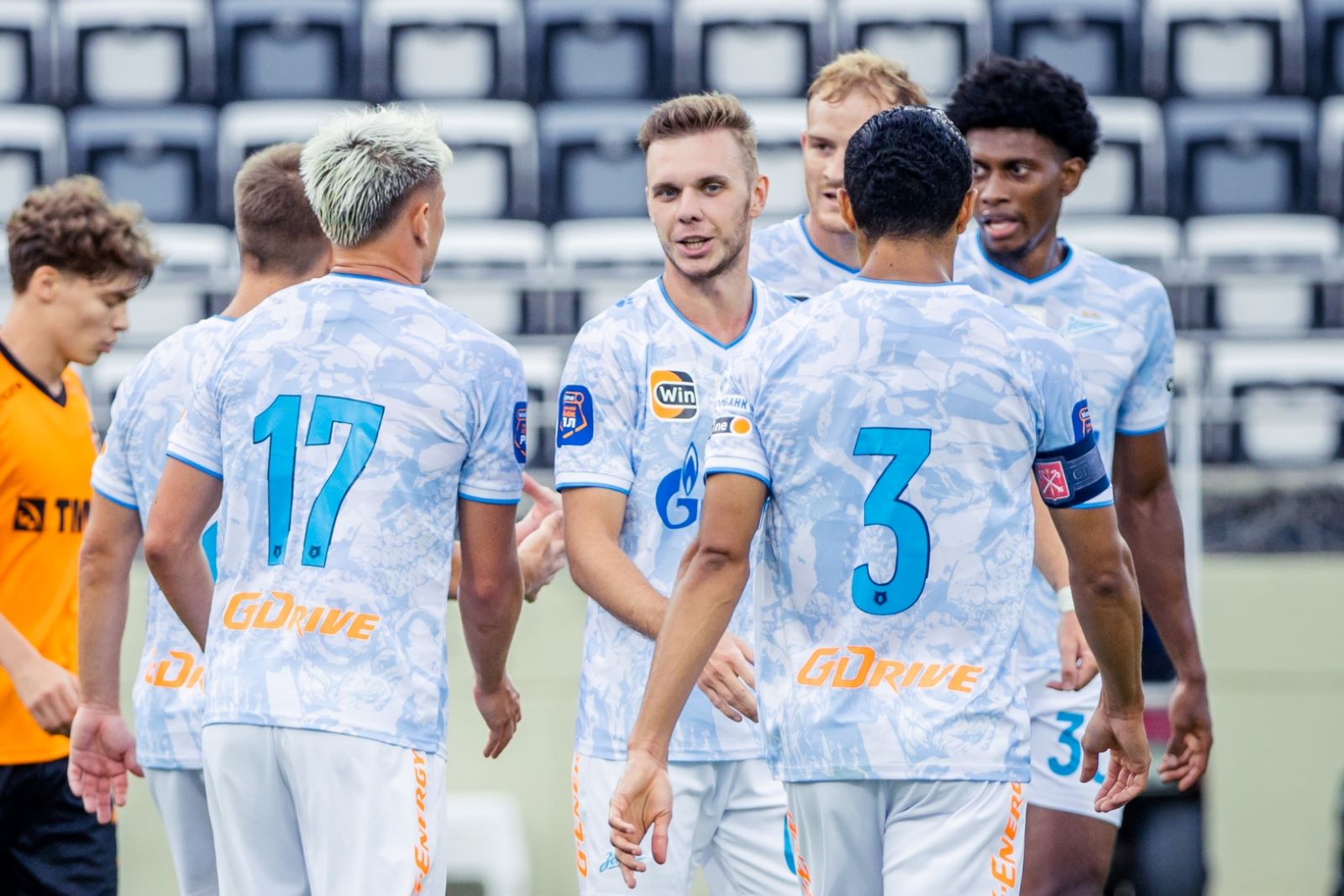 Андрей Мостовой, Максим Глушенков, Лусиано, Дуглас Сантос и Матео Кассьерра. Фото: ФК «Зенит»