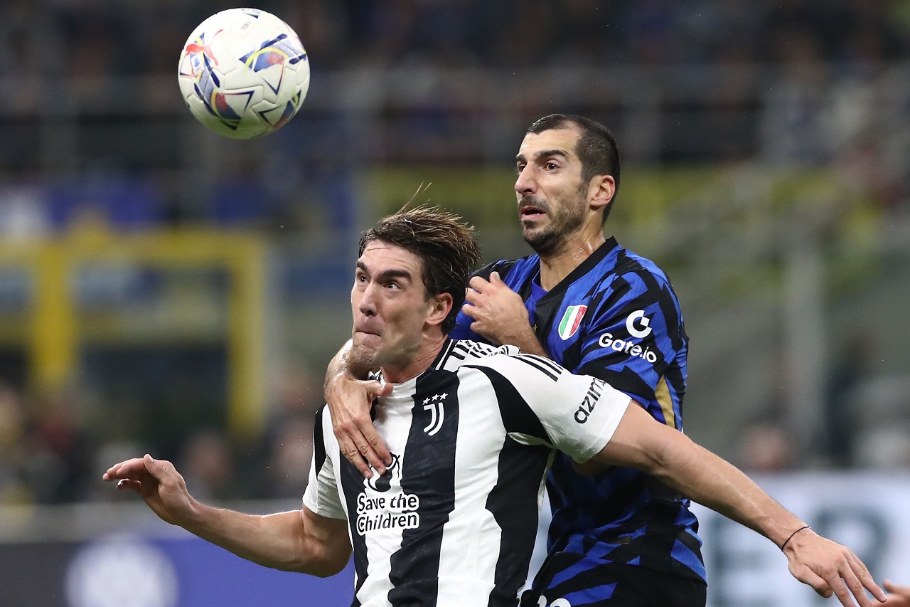 Душан Влахович («Ювентус») и Генрих Мхитарян («Интер») (фото: Marco Luzzani/Getty Images)