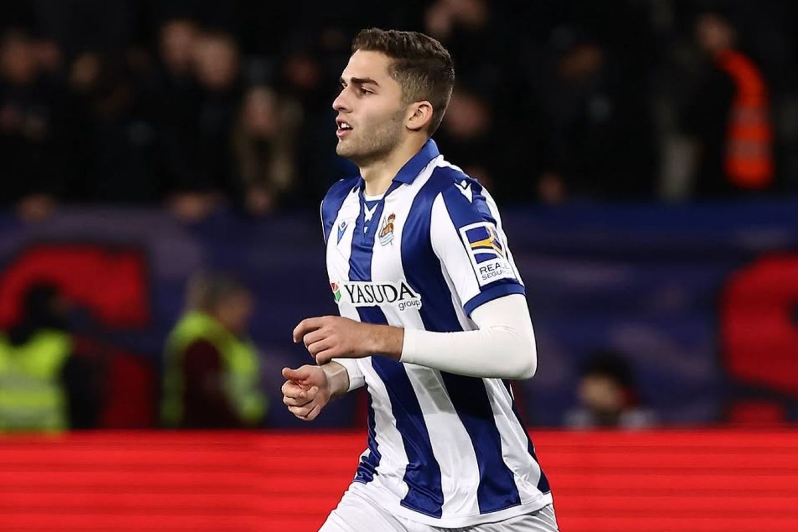 Футболист фк Краснодар Волков" - картинка создана в Шедевруме