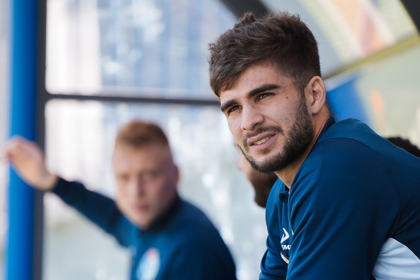 Защитник «Факела» Макс Дзиов. Фото: fakelfc.ru