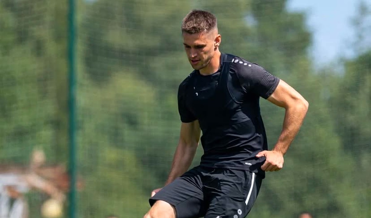 Владислав Саусь