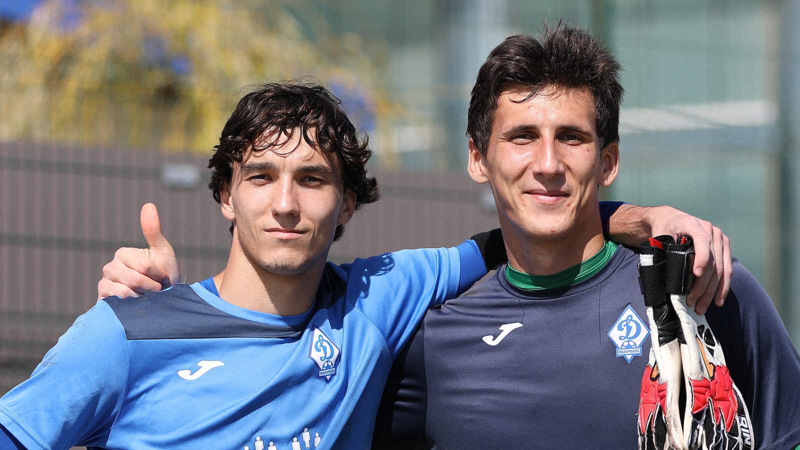 Давид Волк и Тимур Магомедов / Фото: © ФК «Динамо» (Махачкала)