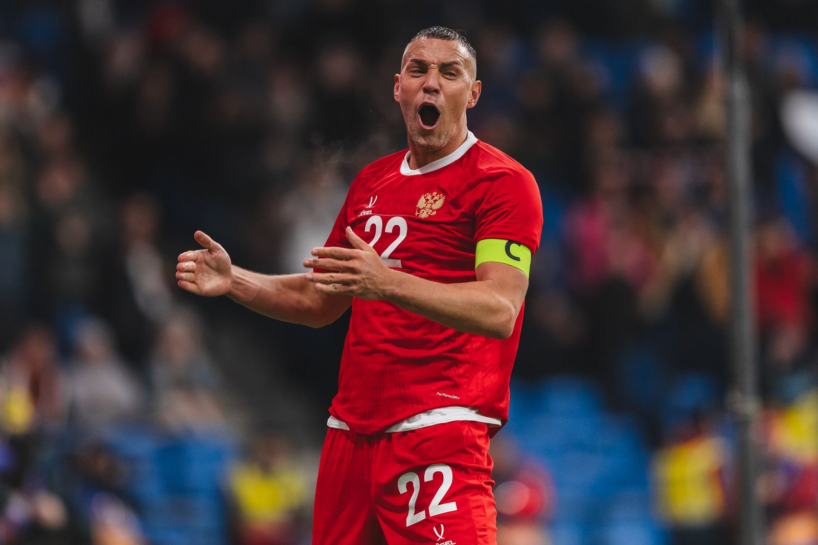 Нападающий сборной России Артем Дзюба в матче со сборной Гренады в марте 2025 года. Фото: Александр Бормотин / РФС