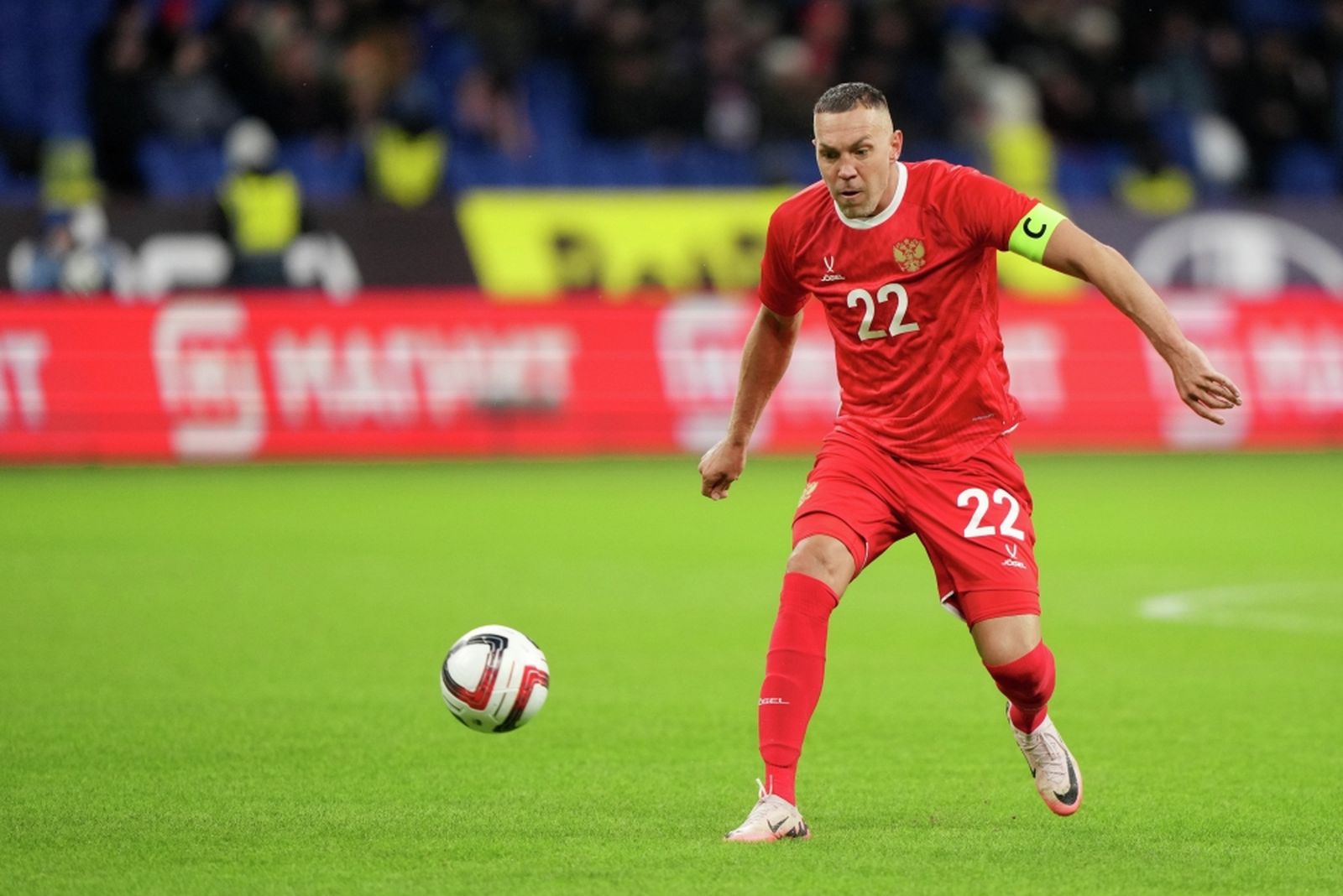 Нападающий сборной России Артем Дзюба в товарищеском матче с командой Гренады в марте 2025 года. Фото: Александр Вильф / РИА Новости ©