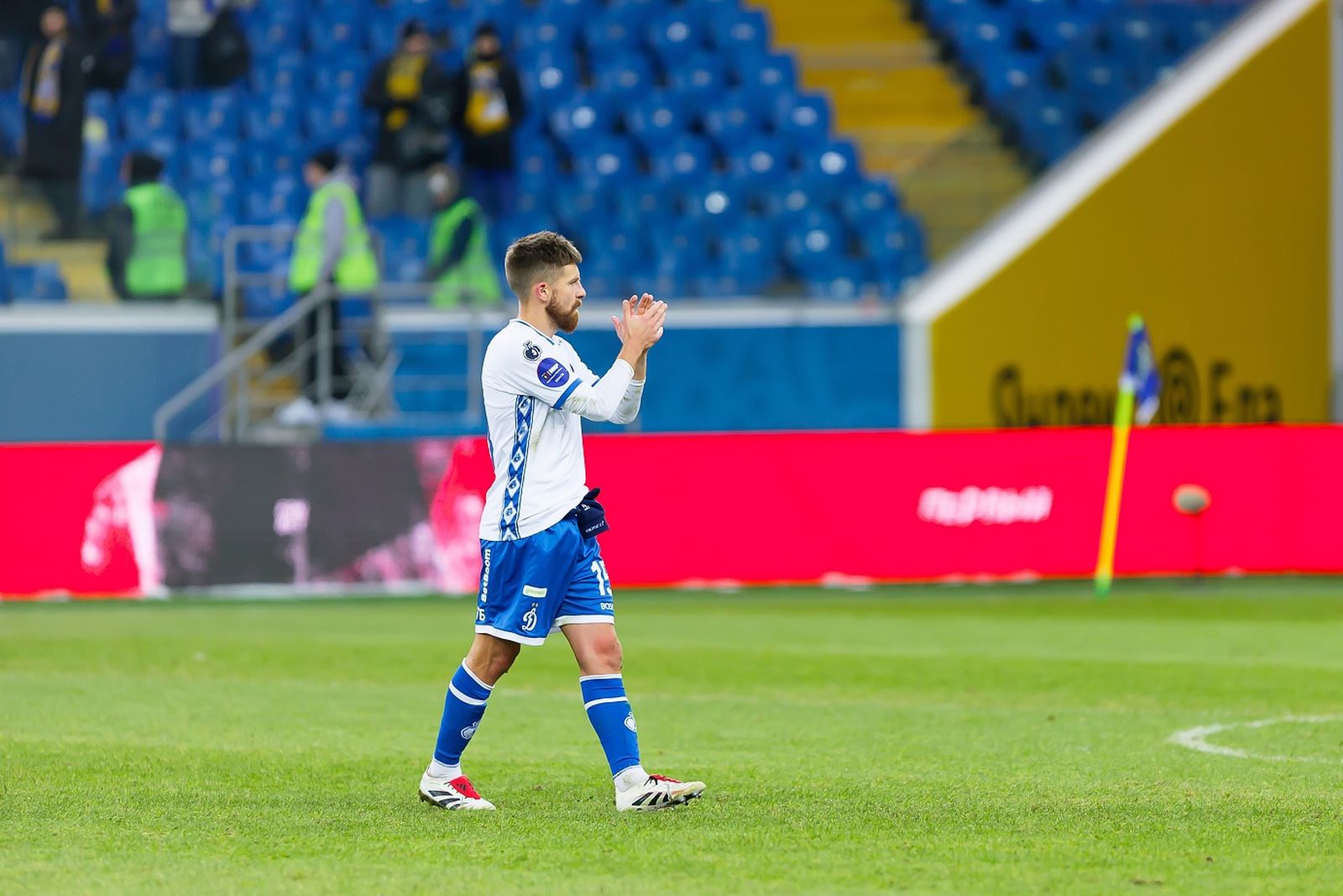 Полузащитник московского «Динамо» Данил Глебов после матча РПЛ с «Ростовом» в марте 2025 года. Фото: fc-rostov.ru