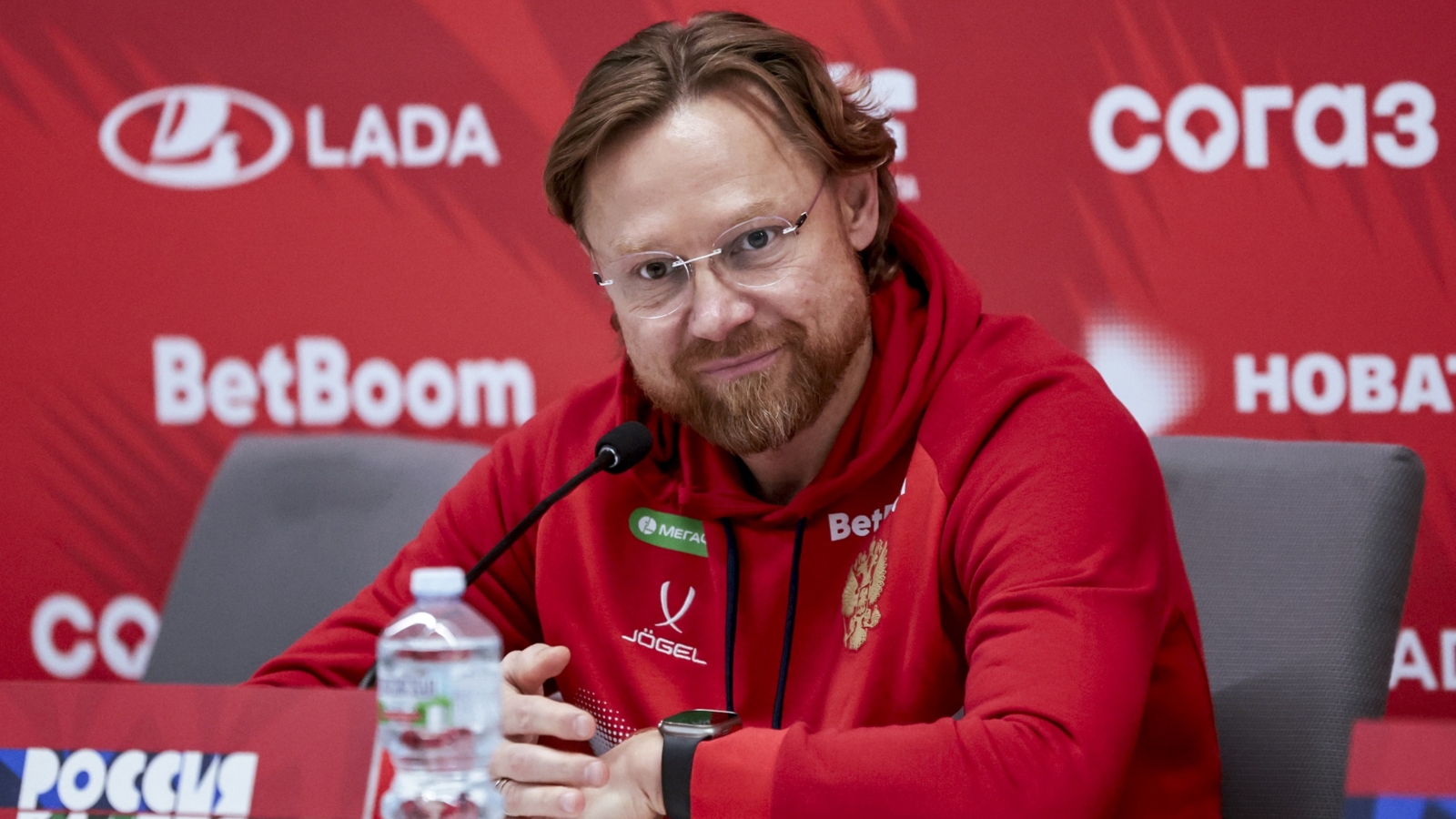 Главный тренер сборной России по футболу Валерий Карпин. Фото: Михаил Шапаев / РФС