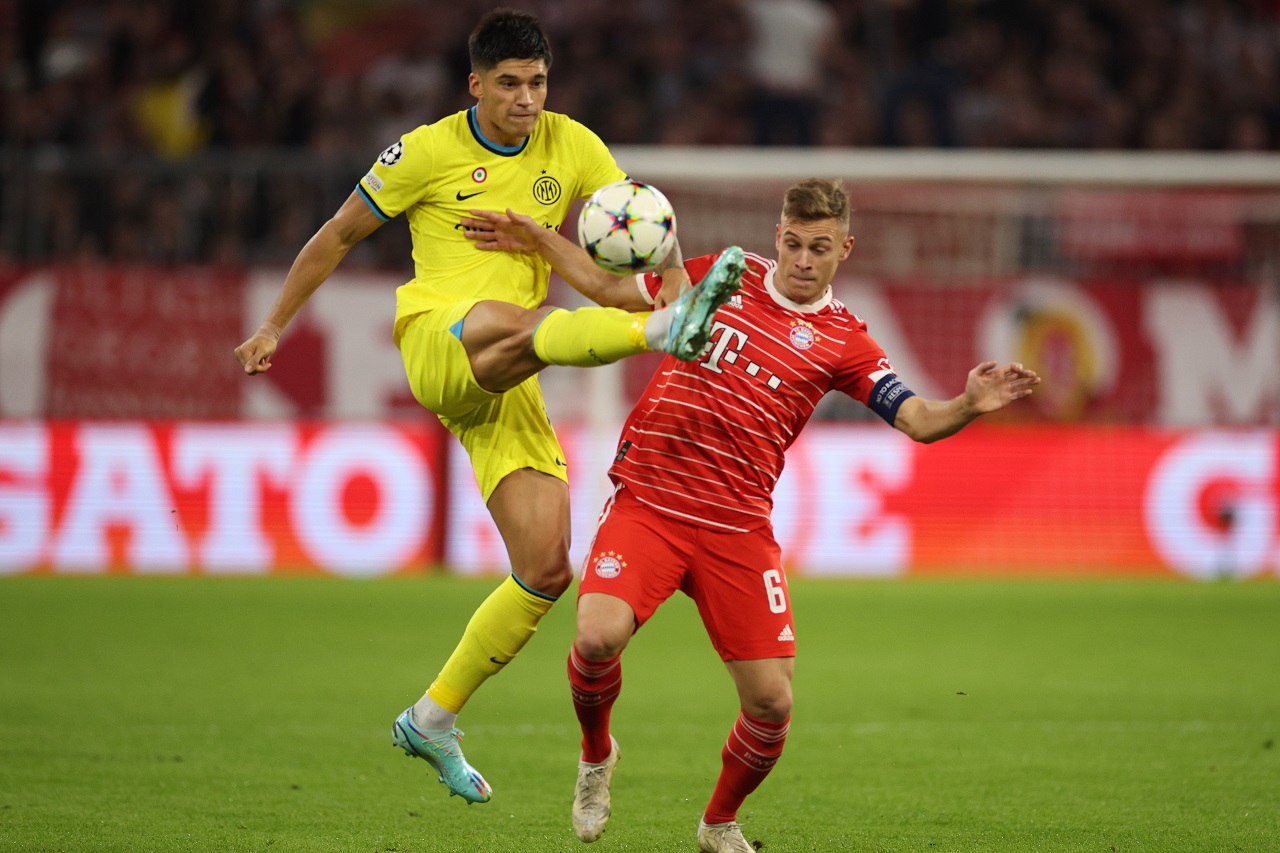 Хоакин Корреа («Интер») и Йозуа Киммих («Бавария»), Лига чемпионов УЕФА (фото: Adam Pretty/Getty Images)