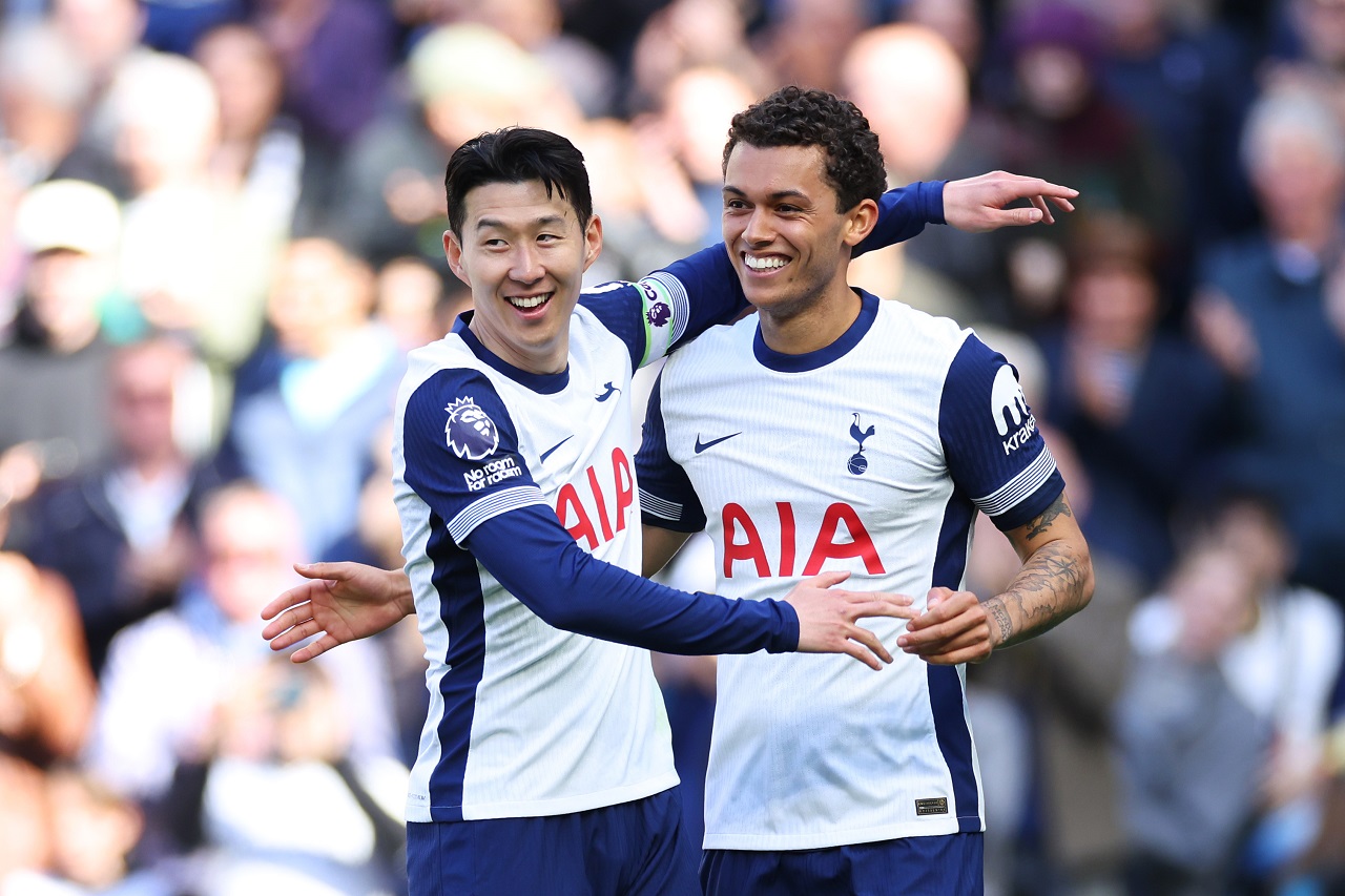 Хынмин Сон и Бреннан Джонсон, «Тоттенхэм» (фото: Marc Atkins/Getty Images)