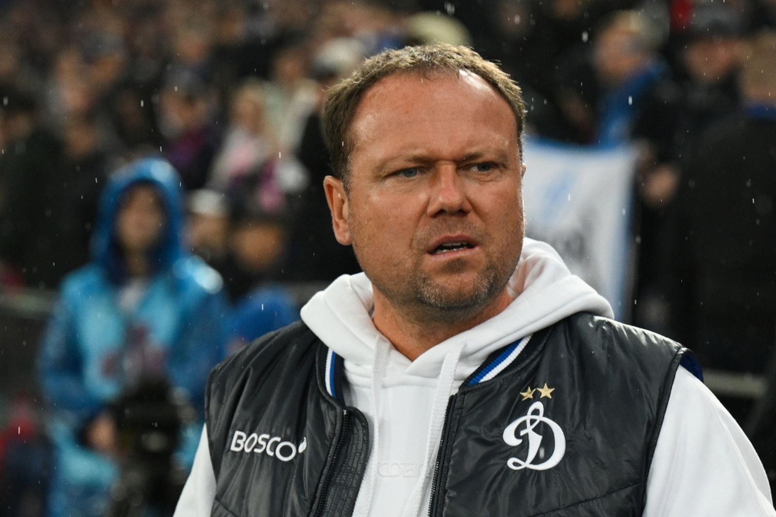 Главный тренер московского «Динамо» Марцел Личка во время первого матча FONBET Кубка России с ЦСКА в марте 2025 года. Фото: Владимир Астапкович / РИА Новости ©