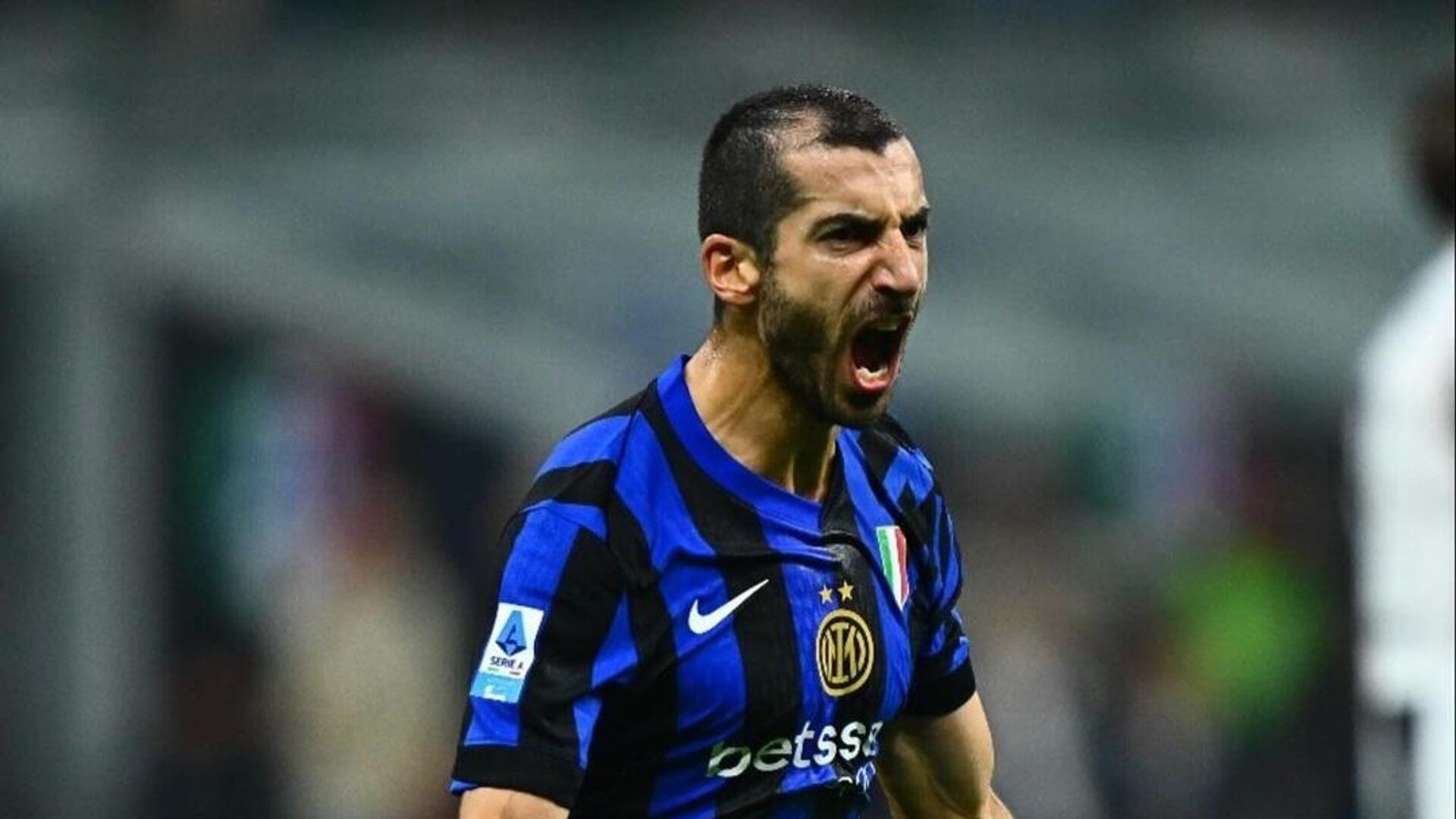 Генрих Мхитарян