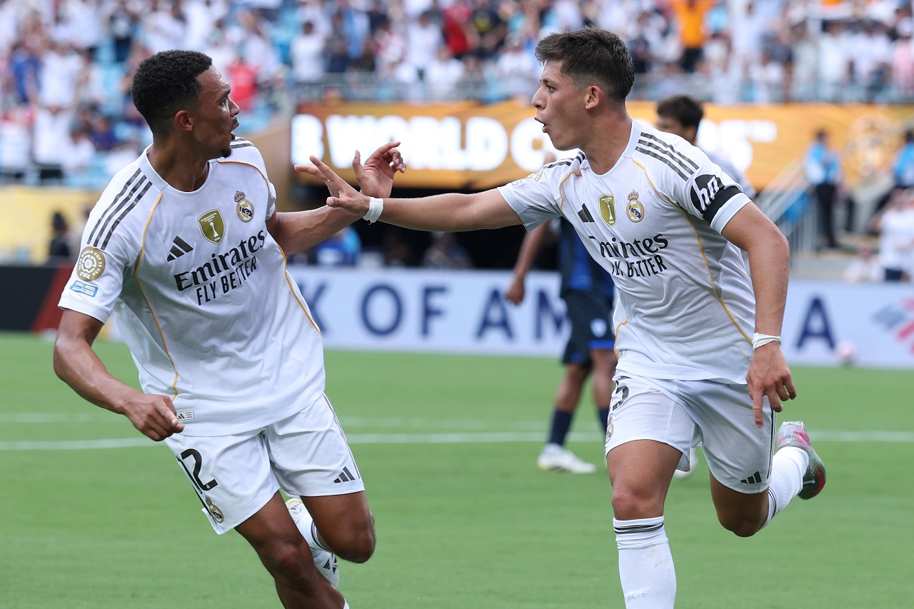 Арда Гулер и Трент Александер-Арнольд, «Реал» (Мадрид), КЧМ-2025 (фото: Richard Pelham/Getty Images)