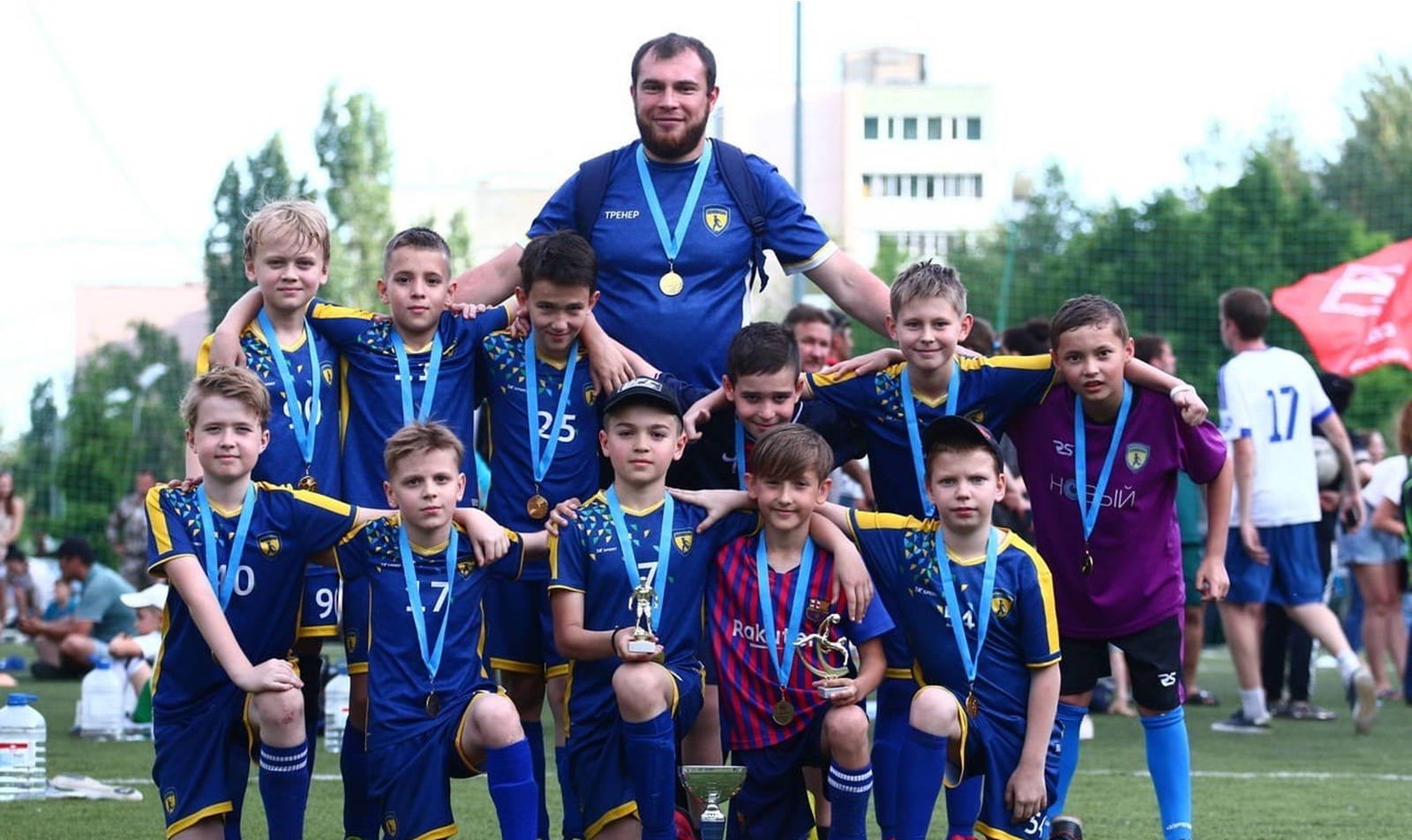 Владимир Липелис с воспитанниками