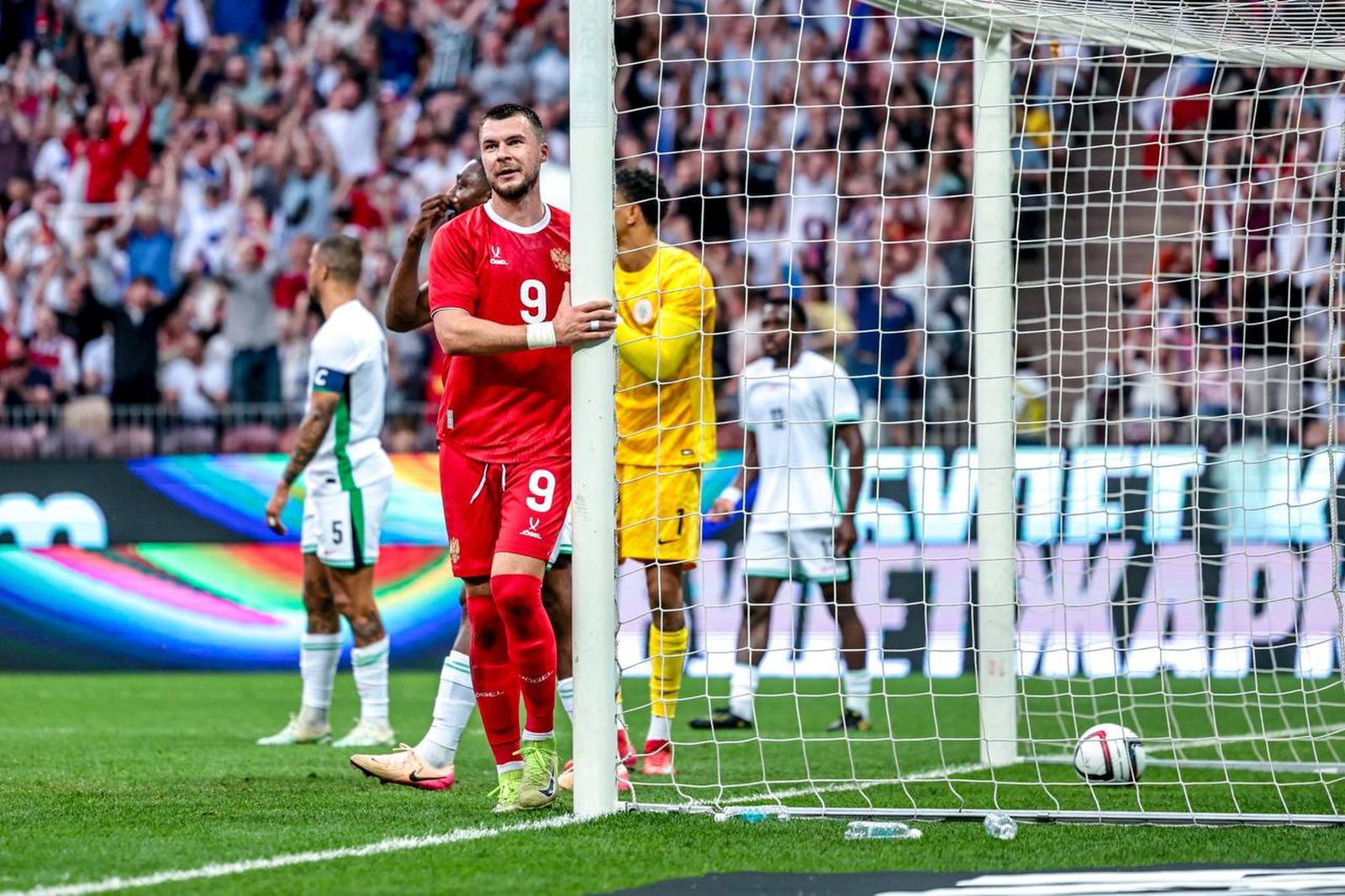 6 июня 2025 года. Нападающий сборной России Николай Комличенко в товарищеском матче со сборной Нигерии в Москве. Фото: Михаил Шапаев / РФС ©