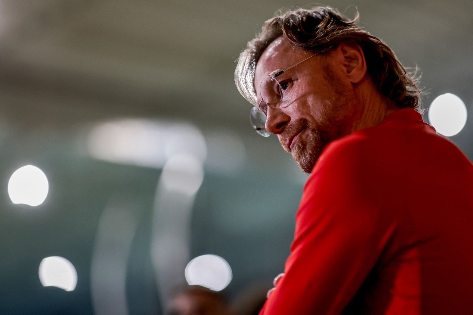 2 июня 2025 года. Главный тренер сборной России Валерий Карпин на открытой тренировке национальной команды. Фото: Михаил Шапаев / РФС ©