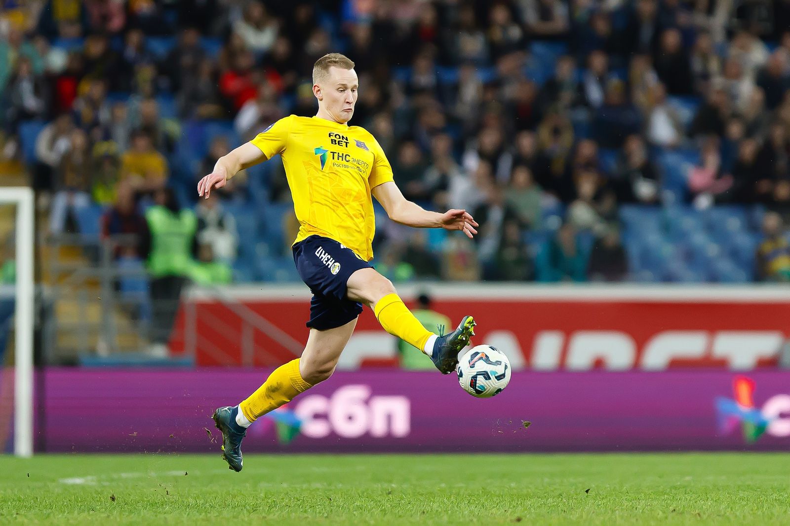 16 марта 2025 года. Защитник «Ростова» Виктор Мелехин в матче РПЛ с «Краснодаром». Фото: fc-rostov.ru