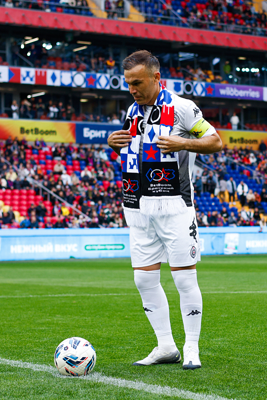 Футболист «Партизана» и экс-игрок ЦСКА Бибрас Натхо перед матчем BetBoom Братского Кубка. Фото: Сайт ПФК ЦСКА