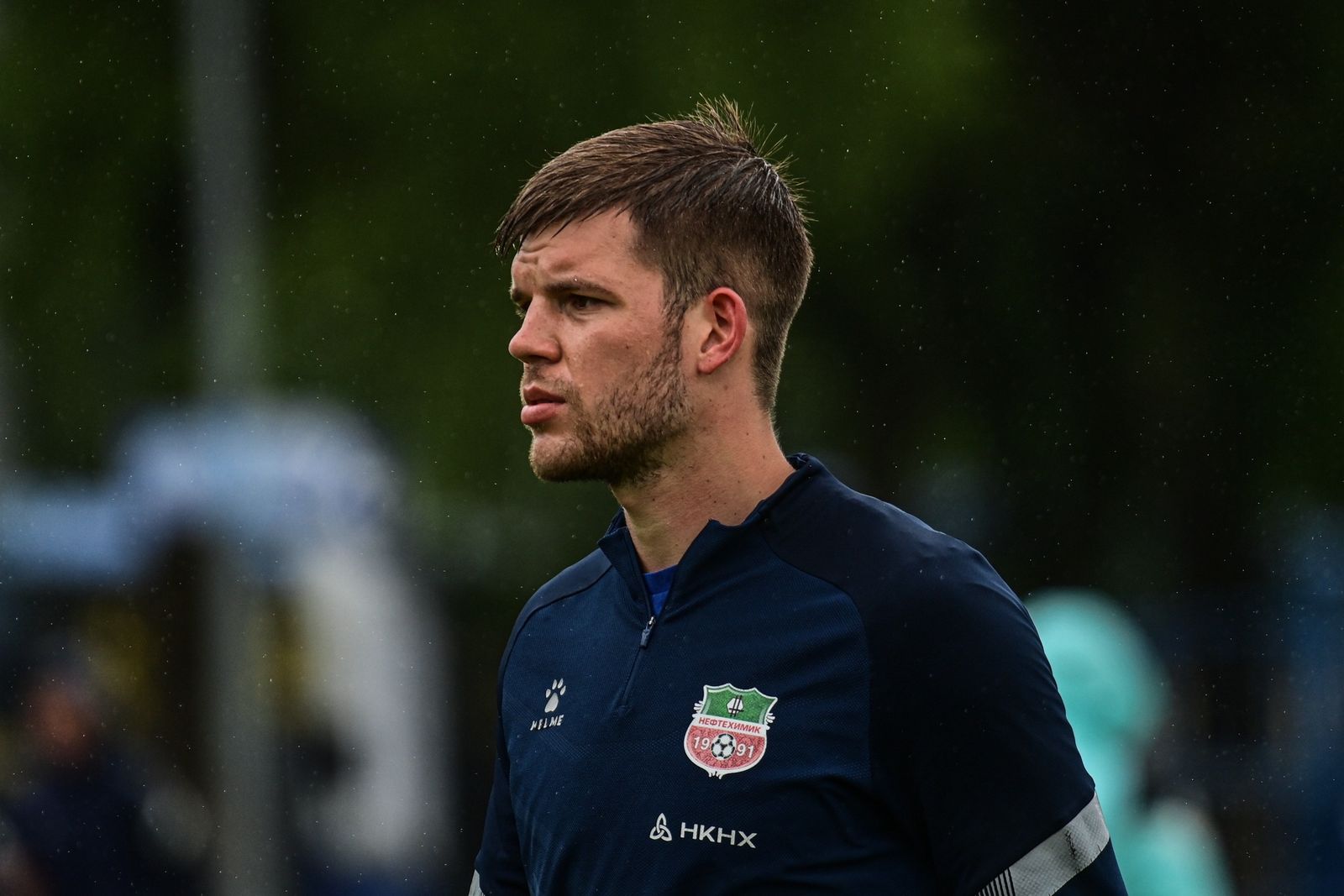 Защитник «Нефтехимика» Николай Толстопятов на сборе в Минске в июне 2025 года. Фото: fcnh.ru